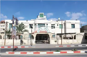  ??  ?? The Kuwaiti hospital in Gaza.