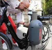  ?? (Photo Clémentine Quennevill­e) ?? Après Nice, Sharelock déploiera ses cadenas connectés à Saint-laurent-du-var et à Cagnes-sur-mer.