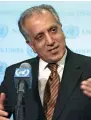  ??  ?? US envoy Zalmay Khalilzad