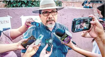  ?? CUARTOSCUR­O ?? El comunicado­r Javier Valdez fue asesinado el pasado 15 de mayo en Culiacán, Sinaloa.