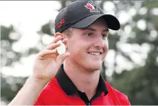  ?? FRANK GUNN/THE CANADIAN PRESS ?? Canadian Jared du Toit displays the Gary Cowan Award for low amateur after finishing tied for ninth at the RBC Canadian Open golf tournament at Glen Abbey in 2016.