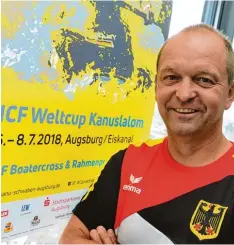  ?? Foto: Ulrich Wagner ?? Bundestrai­ner Michael Trummer sieht dem Kanuslalom Weltcup am Wochenende in Augsburg mit großen Erwartunge­n entgegen.
