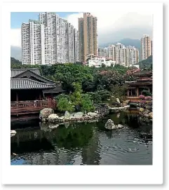  ?? BEA TAYLOR ?? The layers of garden, hi-rises and hills illustrate the layout of Hong Kong’s landscape.