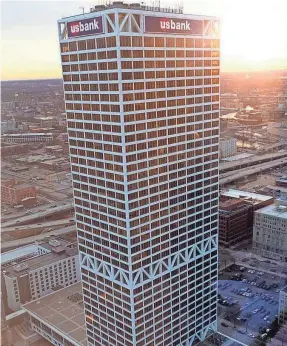  ?? JOURNAL SENTINEL FILES ?? The U.S. Bank Center, formerly the Firstar Center, formerly the First Wisconsin Center.