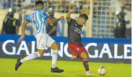  ?? prensa river ?? Julián Alvarez saca el zurdazo que terminará en el 1-1