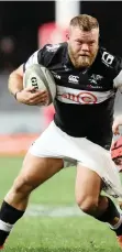  ??  ?? SHARKS hooker Akker van der Merwe. | Muzi Ntombela BackpagePi­x