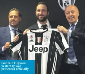  ??  ?? Gonzalo Higuain yesterday was presented officially
