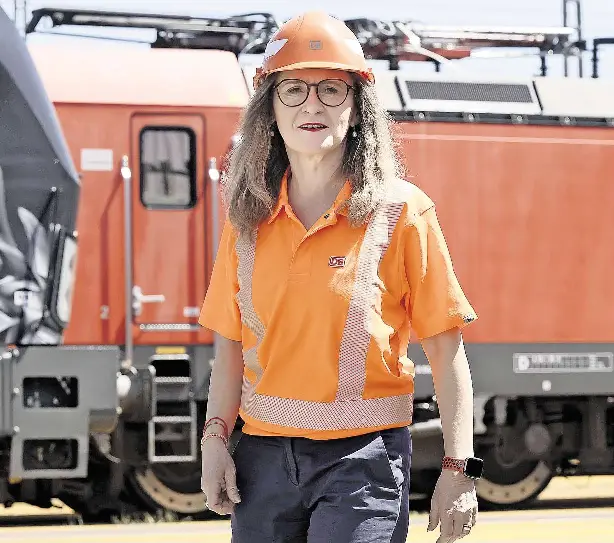  ?? FOTO: GEISLER-FOTOPRESS/PICTURE ALLIANCE ?? Sie musste auf Wirken der Gewerkscha­ft EVG den Konzern verlassen: Die frühere Vorstandsv­orsitzende von DB Cargo Sigrid Nikutta.