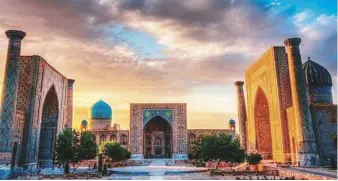  ?? ?? 烏茲別克的撒馬爾罕是­絲綢之路上的觀光重鎮。
（取材自Trip Adviser）
