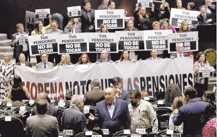  ?? ?? l La Cámara de Diputados aprobó ayer reformas legales por las que se crea un nuevo Fondo de Pensiones para el Bienestar.