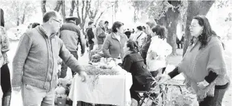  ??  ?? EL OBJETIVO es que el lugar acerque a los visitantes y habitantes a los productos del campo.