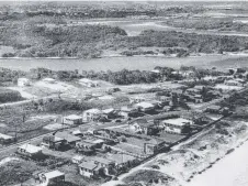  ?? ?? An historic photo of Macintosh Island.