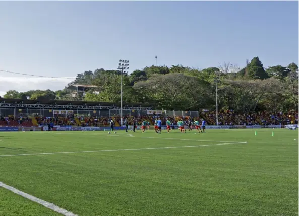  ?? MAYELA LÓPEZ ?? El Estadio Carlos Alvarado, en Santa Bárbara, será la sede del Herediano mientras finalizan el nuevo Eladio Rosabal Cordero.