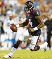  ?? AP ?? Rookie quarterbac­k Deshaun Watson sparked hopes for an early entry into Houston’s starting lineup with a strong showing in the preseason opener against Carolina.