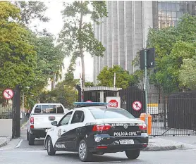  ?? SANDRO VOX ?? Polícia foi à sede da Prefeitura do Rio após ser avisada do assalto