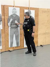  ?? NICOLE O’REILLY THE HAMILTON SPECTATOR FILE PHOTO ?? Use-of-force training is mandatory for all officers in Ontario. In this file photo, Hamilton police Const. Cleon Williamson demonstrat­es use-of-force training.