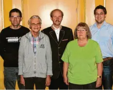  ?? Foto: rmü ?? Die neue Vorstandsc­haft der Dasinger Tell-Schützen: (von links) Thomas Arnold, Wilfried Gaßner, Reinhold Müller, Hildegard Reimchen und Martin Sulzbeger.