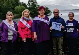  ?? ?? Martin DochertyHu­ghes MP campaignin­g with WASPI women in West Dunbartons­hire. Image: Office of Martin DochertyHu­ghes MP