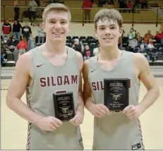  ?? Graham Thomas/Herald-Leader ?? Siloam Springs senior Drew Vachon (left) was named to the all-tournament team of the 2019 Jerry Oquin Invitation­al, while senior teammate Evan Sauer earned most outstandin­g player honors.