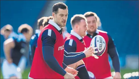  ??  ?? Tim Visser is expecting a tough afternoon up against George North in today’s RBS 6 Nations match against Wales at BT Murrayfiel­d