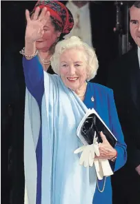  ?? JOHN STILLWELL THE ASSOCIATED PRESS ?? Dame Vera Lynn in November 1999.,