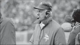  ?? JIM BOURDIER – THE ASSOCIATED PRESS ?? Vikings coaching great Bud Grant was inducted into the Pro Football Hall of Fame in 1994.