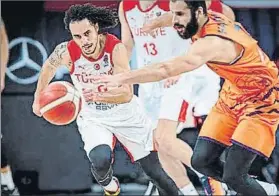  ?? FOTO: FIBA ?? Shane Larkin, con Turquía.
El base vuelve a la selección esta semana