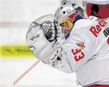  ?? BILD: SN/GEPA ?? Stark und sicher: Salzburg-Goalie Luka Gracnar war schon in Olympiafor­m.