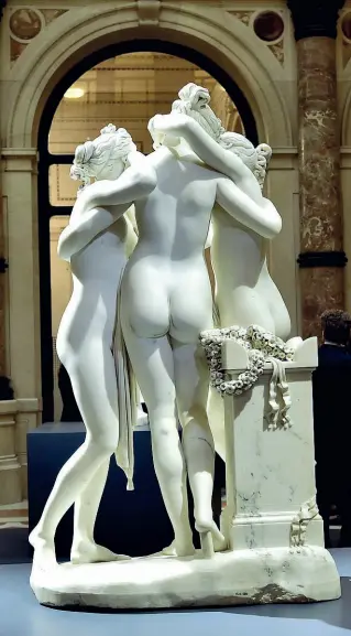  ?? (Piaggesi/Fotog ramma) ?? Lato B
Le Grazie (1812-1816) di Antonio Canova, in mostra alle Gallerie d’Italia grazie al prestito dell’Ermitage di San Pietroburg­o