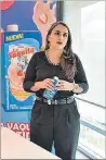  ?? ?? Ejecutiva. Ana C. Valencia, vicepresid­enta de Lácteos de Nestlé.