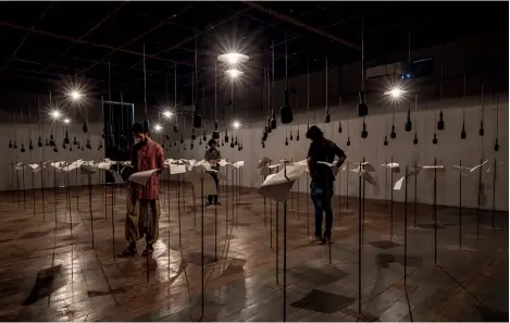  ??  ?? Shilpa Gupta’s thought-provoking
installati­on For in Your Tongue, I Can Not Fit
(100 Jailed Poets).