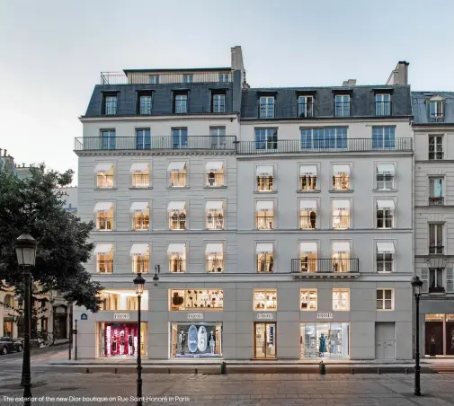  ??  ?? The exterior of the new Dior boutique on Rue Saint-Honoré in Paris