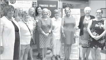  ?? PHOTO COURTESY OF THE YAMASKA VALLEY OPTIMIST CLUB ?? From left to right, some Yamaska Valley Optimist Club members: Johanne Coiteux, Lenore Dudley, Carol Brault, Janet Gibbons, Dagmar Scherff, Louise Gélinas, Ginette Couture, Lucy Davis (honorary co-president of the walk), Lola Landes (BMP Foundation director), Daniela Scherff (honorary co-president of the walk).