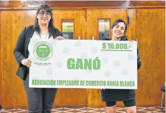  ?? ?? El sorteo y los afiliados ganadores de la Asociación Empleados de Comercio.