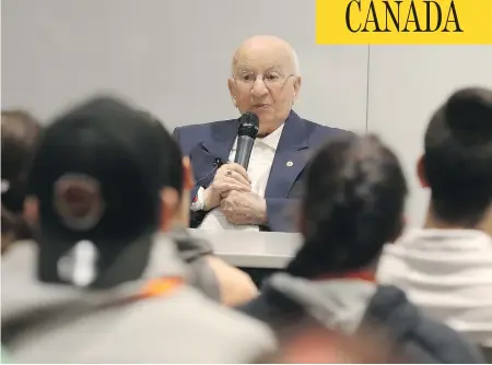  ?? TREVOR HAGAN FOR GETTY IMAGES ?? Holocaust survivor Isaac Gotfried tells his story of survival to a group of high school students from across the country at the Canadian Museum of Human Rights in Winnipeg. Hearing the horrific tales firsthand gave students a unique perspectiv­e on...