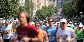  ?? Bild: HENRIK MONTGOMERY ?? 15 755 personer startade maratonlop­pet.