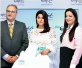  ??  ?? Dr. Uday Pai ( Pediatrici­an), Sneha Prasanna and skin specialist Dr Rohini Wadhwani at the launch of the Comfort Pure fabric conditione­r.