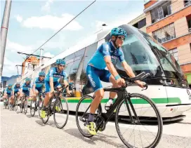  ?? FOTO ?? Sevilla (adelante), entre los favoritos a triunfar en la cita de México. Fue tercero en Vuelta a Colombia.