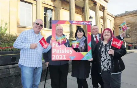  ??  ?? We’re backing the bid From left, Tony Lawler, Piero Pieraccini, Marie Connelly, Les Fernie and Carla Corneli