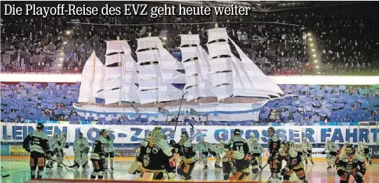  ?? 20M/FOTO: KEYSTONE Mehr über die Halbfinals auf Seite 37 ?? Heute beginnt mit dem Heimspiel in der Zuger Bossard-Arena gegen Lausanne für den EVZ die Halbfinals­erie – und viele Zuger Fans hoffen, die Zuger Reise möge noch weit gehen. So, wie sie dies mit dieser Choreo zum Auftakt in die Playoffs gezeigt haben: «Leinen los – Zug uf grosser Fahrt».