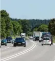  ?? Foto: Mathias Wild ?? Die B12 soll autobahnäh­nlich ausgebaut werden. Das Foto entstand in Höhe Ger‰ maringen.