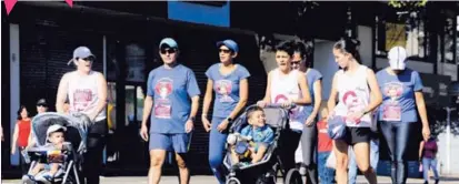  ??  ?? Gabriela y el pequeño David, junto a Marco, Shirley, Indira, Karla Juan Pablo y Cassandra asistieron a la caminata.