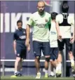  ??  ?? Mascherano, entrenándo­se.