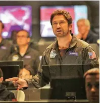  ??  ?? EMERGENZA ECOLOGICA Gerard Butler in Geostorm nei panni di Jake Lawson, scienziato geniale e ribelle.