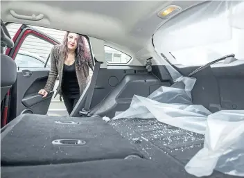  ?? BOB TYMCZYSZYN/STANDARD STAFF ?? St. Catharines singer Angela Siracusa had her car broken into and its contents destroyed, including her guitar, the source of her livelihood.