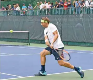  ?? |CORTESÍA ?? David Ferrer entrenó cerca de media hora en el Club Sonoma, en donde el público le mostró el apoyo.