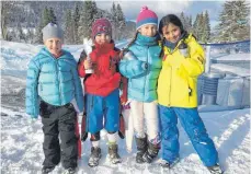  ?? FOTO: ILLIG ?? Legten „Zauberläuf­e“und „Raketenfah­rten“hin (von links): Sofia Illig, Sebastian Ucar, Luisa Illig und Maria Wirth, es fehlt Philipp Wolf.