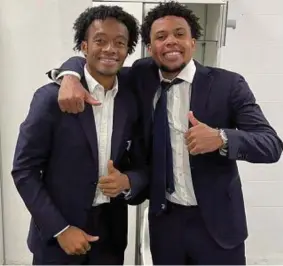  ??  ?? Gemelos Juan Cuadrado con Weston Mckennie in uno dei post su Instagram del colombiano