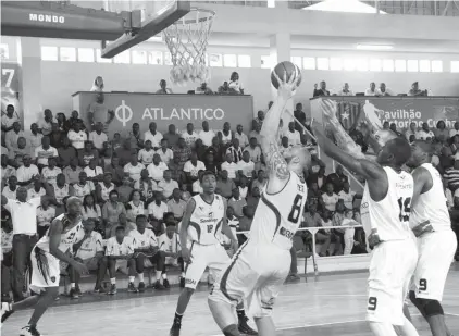 Basquetebol/Angola: Petro de Luanda vence Marinha na segunda mão