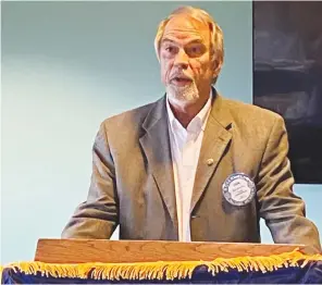  ?? Poteau Rotary Club President Dr. Don Sjoberg, who is the Poteau Public Schools superinten­dent, begins a one of the recent meetings of the local civic organizati­on which take place Wednesday afternoons at Eastern Oklahoma Medical Center. PDN photo by David ??